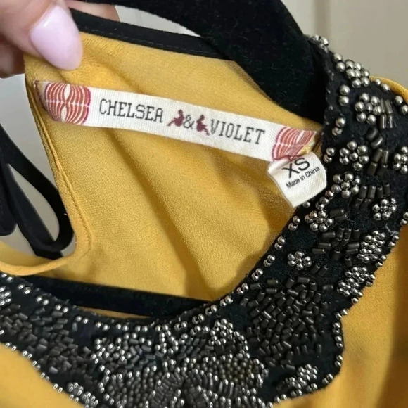 Chelsea and Violet Mustard Yellow Draped Collar Necklace Top size XS - Picture 5 of 5